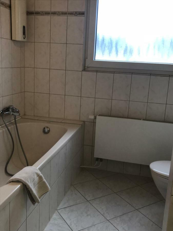 Messe Cgn/Dus Grossraeumige Wohnung In Guter Verkehrslage Leverkusen Zewnętrze zdjęcie